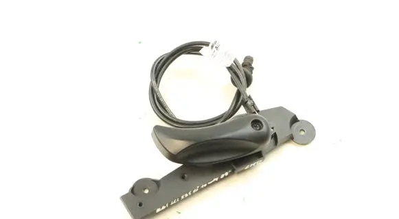 BMW 5 E60 E61 Engine bonnet (hood) release handle 9143458 51439143458