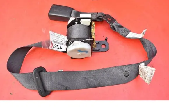 Lexus IS 220D-250-350 Front seatbelt TK-AF0-EF702