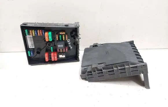 Fuse box set