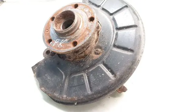 Volkswagen Touran I Front wheel hub spindle knuckle 1k0407255a
