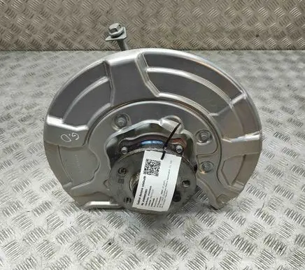 BMW X7 G07 Rear wheel hub 6876652 6895673