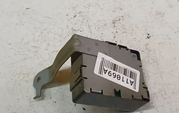 Toyota Previa (XR30, XR40) II Door control unit/module 8974128131