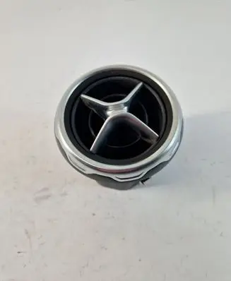 Mercedes-Benz GLA W156 X156 Dash center air vent grill a1568300000