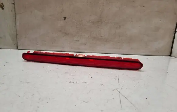 Volkswagen Touran I Third/center stoplight 1T0945097A