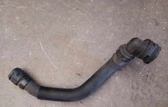 Opel Grandland X Coolant pipe/hose