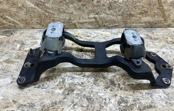 Bentley Flying Spur Gearbox mount 3W0399263C