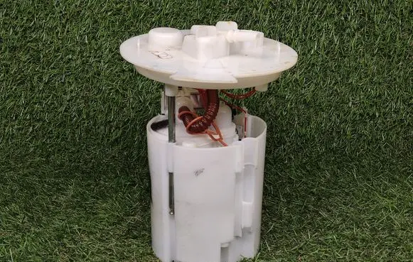 Ford Fiesta In-tank fuel pump D2B19H307AB F00HK00842