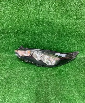 Ford Fiesta Headlight/headlamp