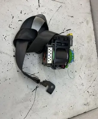 Audi Q5 SQ5 Front seatbelt 8R0827239