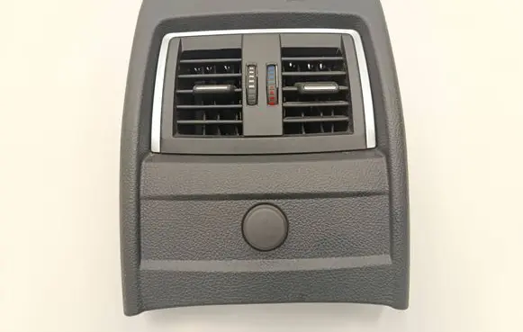 BMW 3 F30 F35 F31 Rear air vent grill 9218909 9207330 E000268500