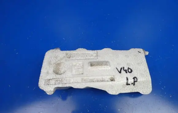 Volvo V40 Front bumper foam support bar 3138060