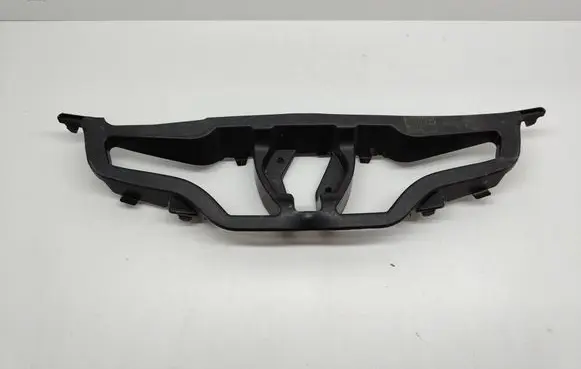 Renault Clio IV Front bumper upper radiator grill 628101467R