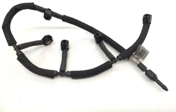 Volvo V70 Fuel return line/hose 31321198 0445130003