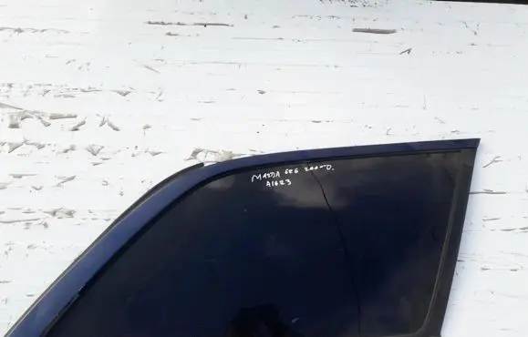 Mazda 626 Rear side window