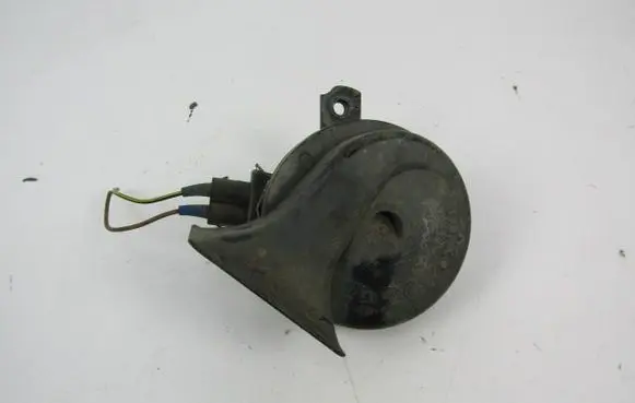 Volkswagen Golf IV Horn signal 