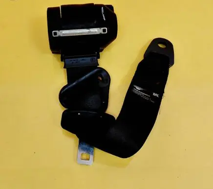 Nissan Micra Rear seatbelt 33048808