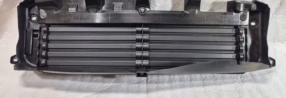 Volvo XC40 Intercooler air guide/duct channel 31455415