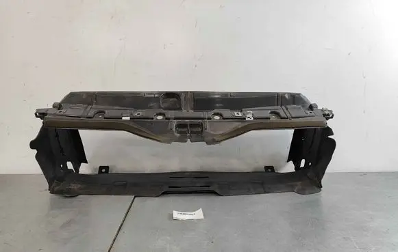 BMW 4 F32 F33 Intercooler air guide/duct channel 51747290610 7290610