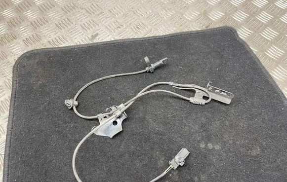 Toyota Prius (XW30) ABS brake wheel speed sensor 8954247030