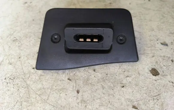 Volkswagen Multivan T5 Sliding door contact joint 7H0907496A