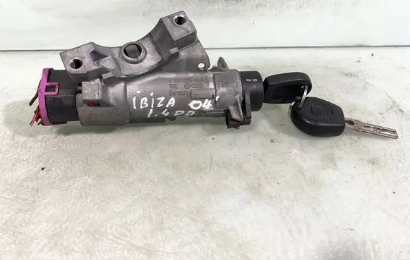 Seat Ibiza III (6L) Ignition lock 4B0905851C