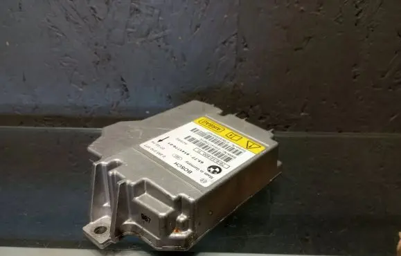 BMW X5 E70 Airbag control unit/module 9141776 70612500 0285010077