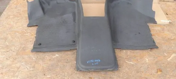 Mercedes-Benz Vito Viano W447 Front floor carpet liner A4476840102 9H63 1875430