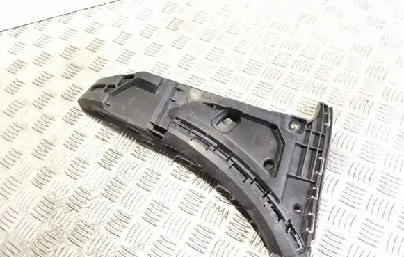 Volvo XC90 Front bumper mounting bracket 30698128