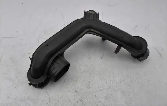 Seat Ibiza V (KJ) Intercooler hose/pipe 04C145673B 04C906051