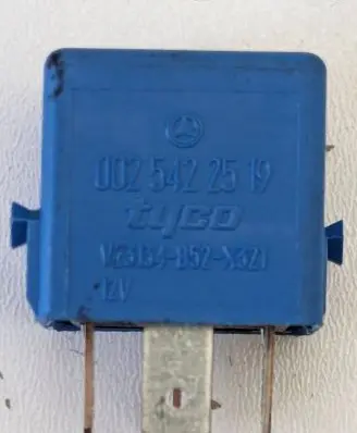Mercedes-Benz A W168 Other relay 0025422519 V23134B52X321