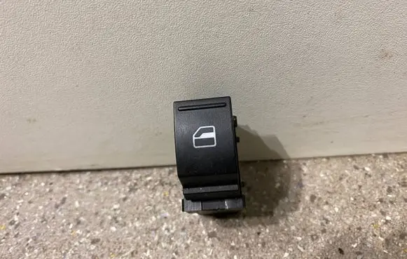 Volkswagen PASSAT CC Electric window control switch 7L6959855B