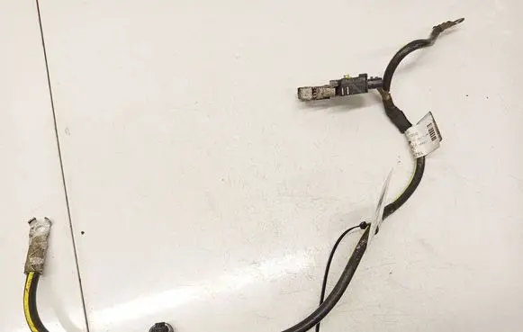 Nissan e-NV200 Positive cable (battery) 191121150