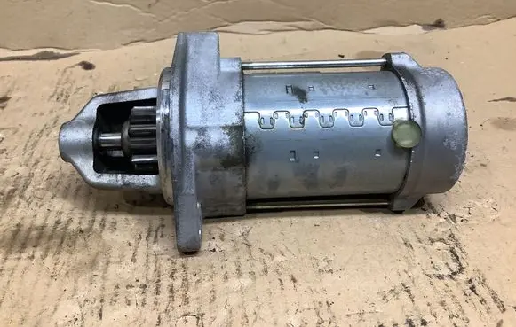 BMW M4 F82 F83 Starter motor 7631558 4280009130