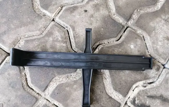 Mercedes-Benz B W245 Other interior part A1698990110