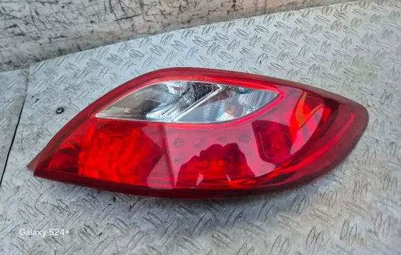 Mazda 2 Rear/tail lights D65151150 P5776