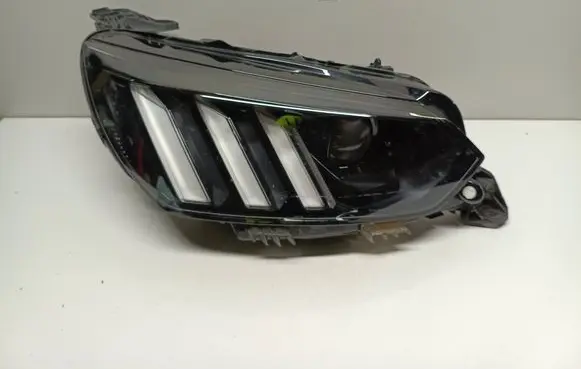 Peugeot 208 II Headlight/headlamp 9823193480