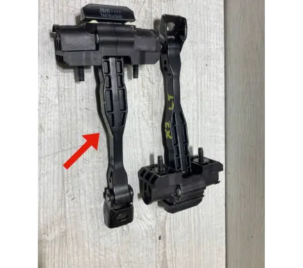 BMW X2 F39 Rear door check strap stopper 7461560
