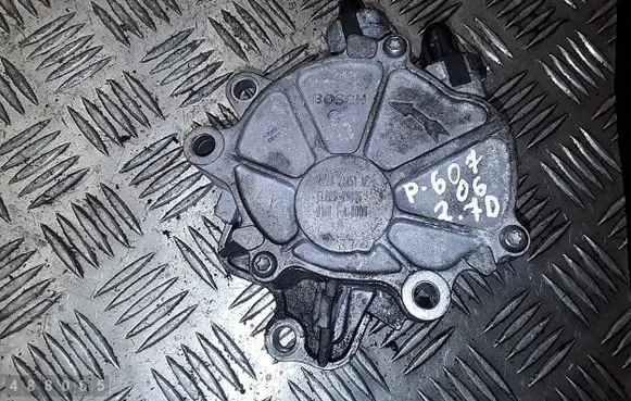 Peugeot 607 Vacuum pump 4r8q2a451ae