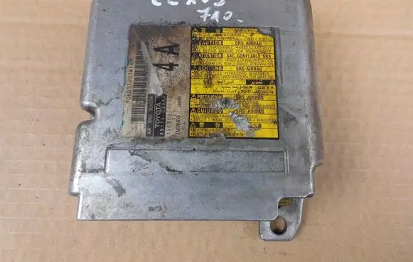 Lexus IS III XE30 Airbag control unit/module 8917053220