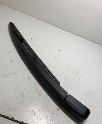 Toyota Avensis T250 Rear wiper blade arm