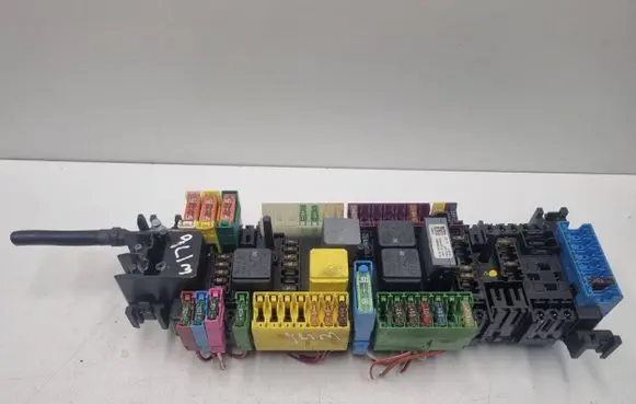 Mercedes-Benz A W176 Fuse module A2469067200 2469067200