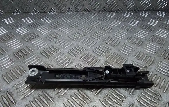 Citroen Jumpy Seat belt height adjuster 9811404680