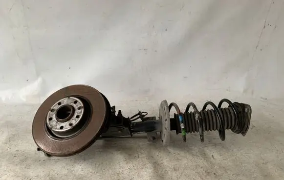 Peugeot 308 Front wheel hub spindle knuckle