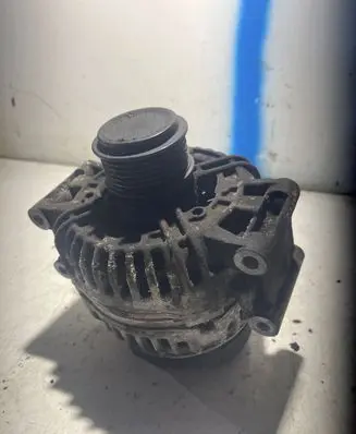Audi A4 S4 B8 8K Generator/alternator