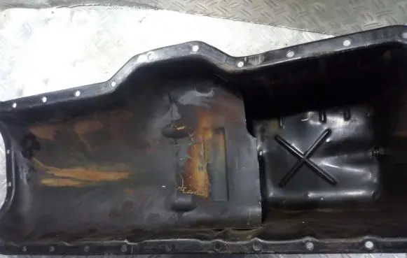 Jeep Cherokee Oil sump 0889r993