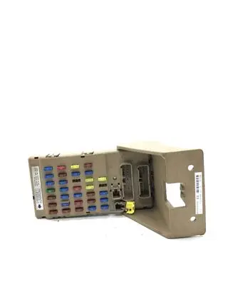 Subaru Outback Fuse module 82201AG04122