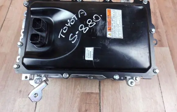 Toyota Corolla E210 E21 Voltage converter inverter G920047351