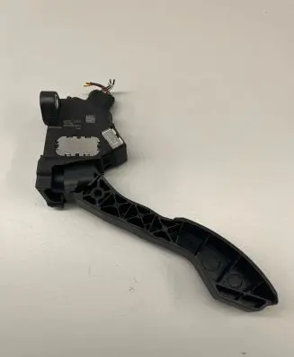 Toyota Auris 150 Accelerator throttle pedal 7811002011 00539169044
