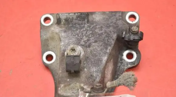 BMW 3 E90 E91 Engine mount vacuum valve 6770049