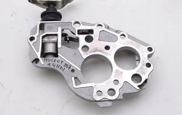 Peugeot 207 Gear selector/shifter in gearbox 20CQ95